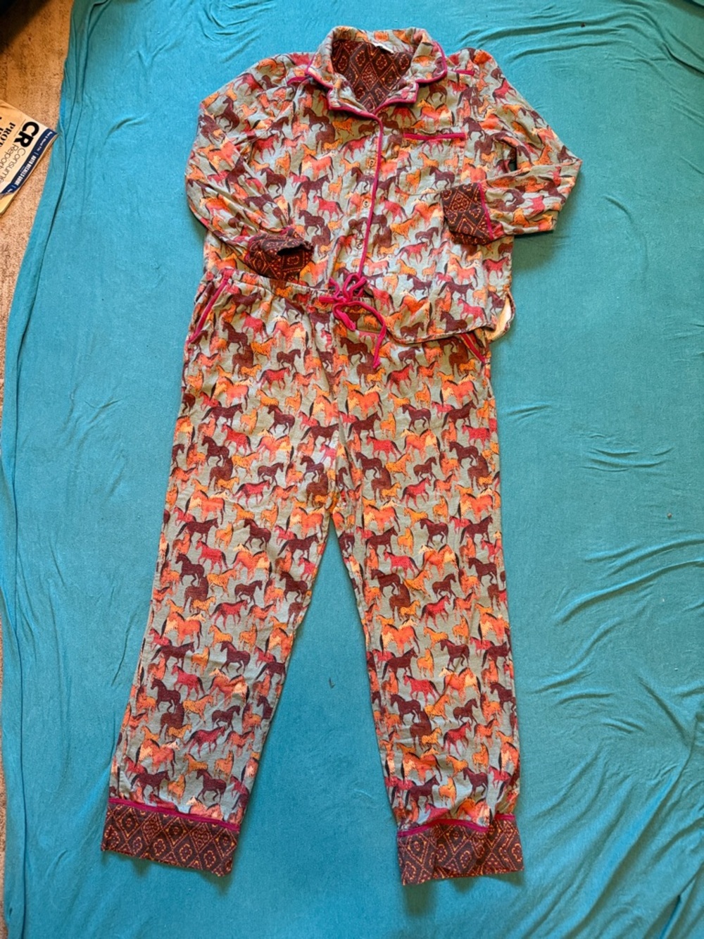 Sundance Women's Horse-Print flannel cotton Pajama Set large